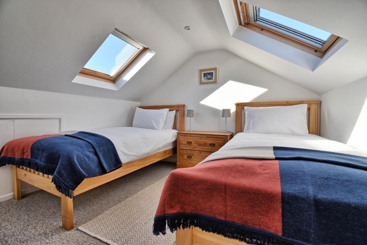 Spindrift - Views Of Chesil Beach Dog Friendly Уэймут Экстерьер фото